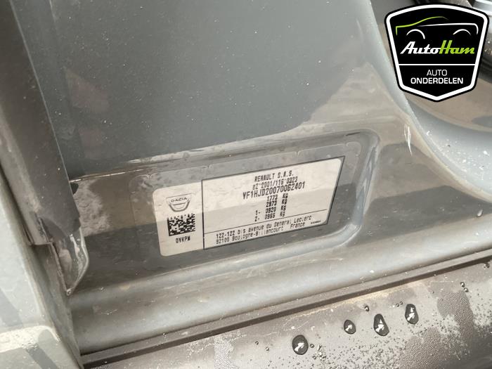 Dacia Duster 1.0 TCE 100 Bi-Fuel, Eco-G 12V Épave (2022, Gris)