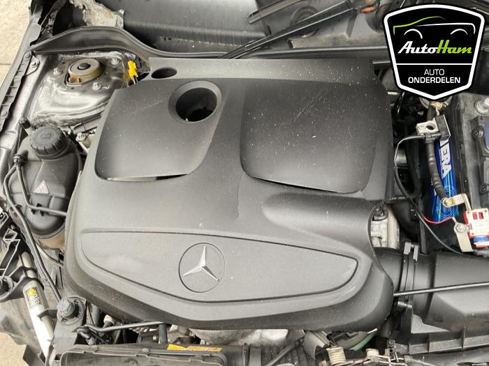 Mercedes CLA 1.6 CLA-180 16V Épave (2016, Gris)