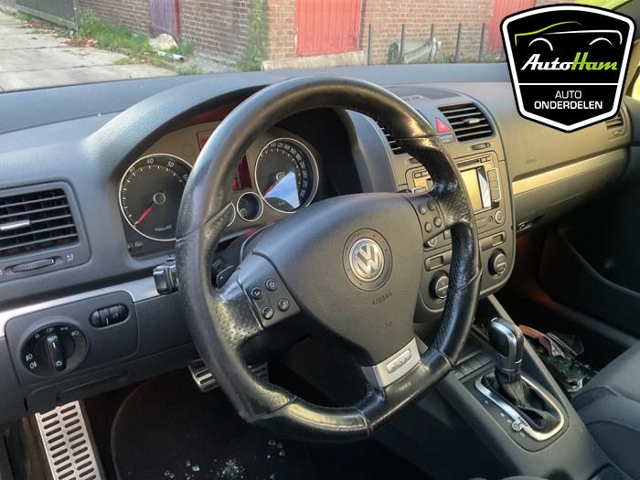 Volkswagen Golf V 2.0 GTI 16V FSI Turbo Samochód złomowany (2007, Czarny)