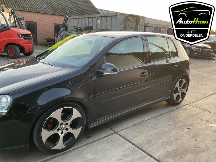 Volkswagen Golf V 2.0 GTI 16V FSI Turbo Samochód złomowany (2007, Czarny)