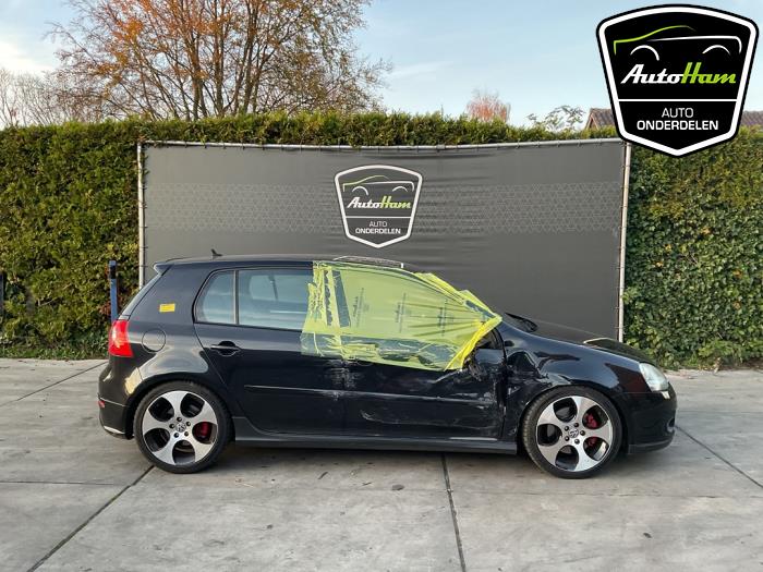 Volkswagen Golf V 2.0 GTI 16V FSI Turbo Samochód złomowany (2007, Czarny)