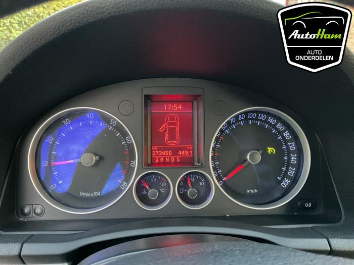 Volkswagen Golf V 2.0 GTI 16V FSI Turbo Samochód złomowany (2007, Czarny)