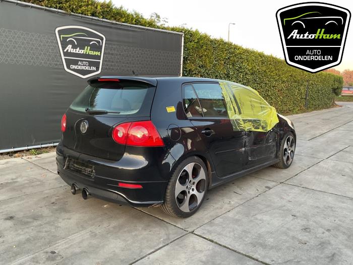 Volkswagen Golf V 2.0 GTI 16V FSI Turbo Samochód złomowany (2007, Czarny)