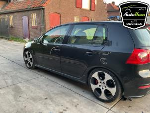 Volkswagen Golf V 2.0 GTI 16V FSI Turbo Samochód złomowany (2007, Czarny)