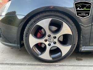 Volkswagen Golf V 2.0 GTI 16V FSI Turbo Samochód złomowany (2007, Czarny)