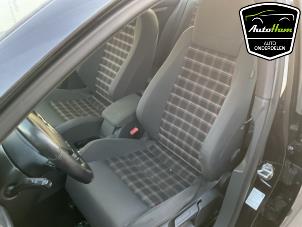 Volkswagen Golf V 2.0 GTI 16V FSI Turbo Samochód złomowany (2007, Czarny)