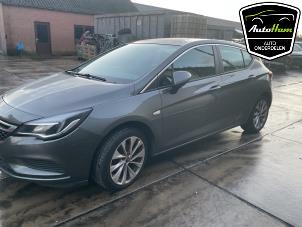 Opel Astra K 1.0 Turbo 12V Épave (2016, Gris)