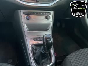 Opel Astra K 1.0 Turbo 12V Épave (2016, Gris)