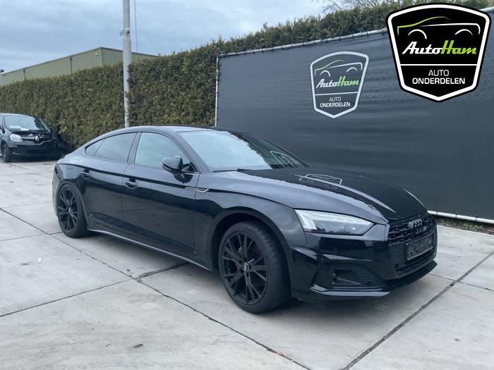 Audi A5 Sportback 2.0 40 TFSI Mild Hybrid 16V Vehículo de desguace (2021, Negro)