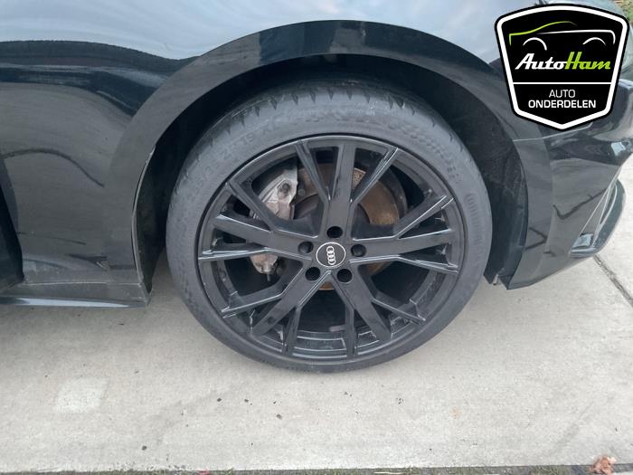 Audi A5 Sportback 2.0 40 TFSI Mild Hybrid 16V Vehículo de desguace (2021, Negro)