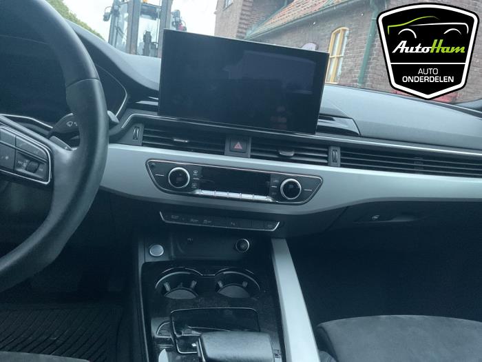 Audi A5 Sportback 2.0 40 TFSI Mild Hybrid 16V Vehículo de desguace (2021, Negro)