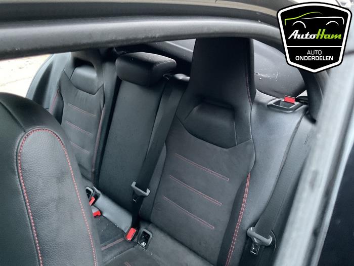 Mercedes A 1.3 A-180 Turbo 16V Épave (2019, Gris)