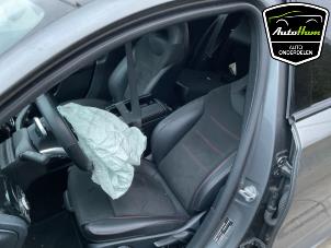 Mercedes A 1.3 A-180 Turbo 16V Épave (2019, Gris)