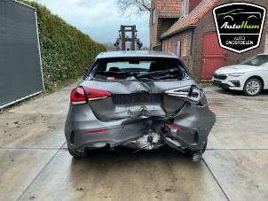 Mercedes A 1.3 A-180 Turbo 16V Épave (2019, Gris)