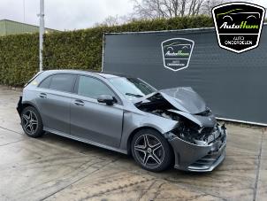 Mercedes A 1.3 A-180 Turbo 16V Épave (2019, Gris)