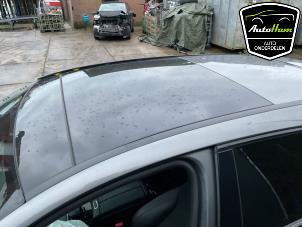 Mercedes A 1.3 A-180 Turbo 16V Épave (2019, Gris)