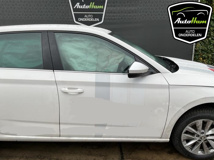 Skoda Scala 1.0 TSI 115 Épave (2024, Blanc)