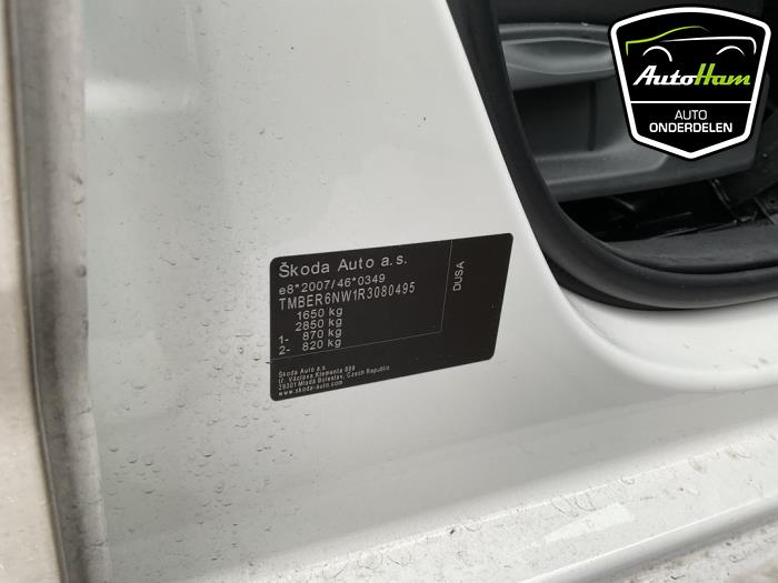 Skoda Scala 1.0 TSI 115 Épave (2024, Blanc)