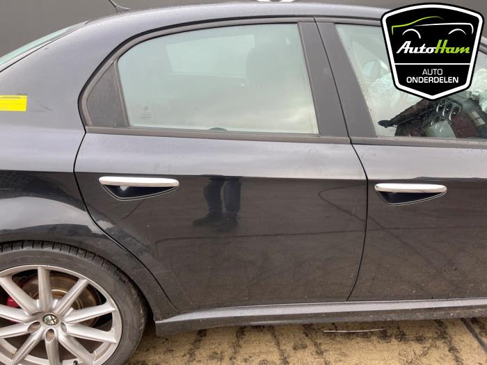 Alfa Romeo 159 3.2 JTS V6 24V Q4 Épave (2008, Noir)