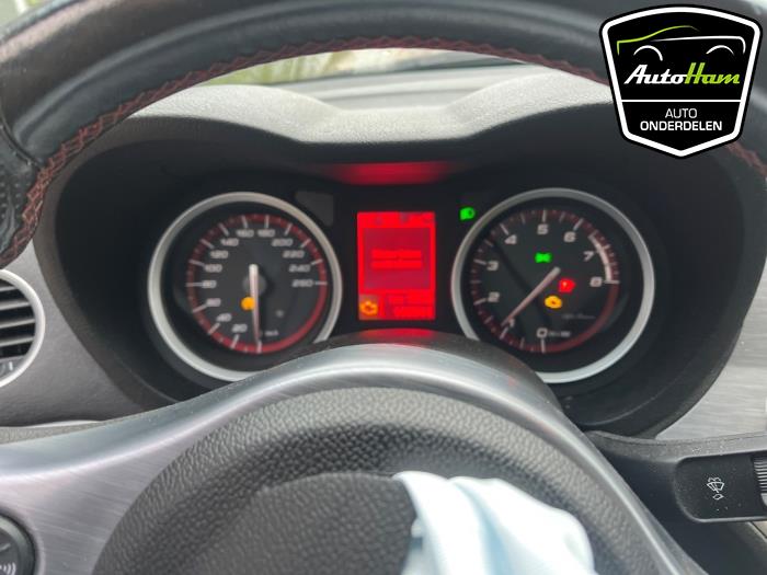 Alfa Romeo 159 3.2 JTS V6 24V Q4 Épave (2008, Noir)