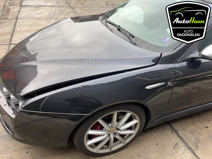 Alfa Romeo 159 3.2 JTS V6 24V Q4 Épave (2008, Noir)