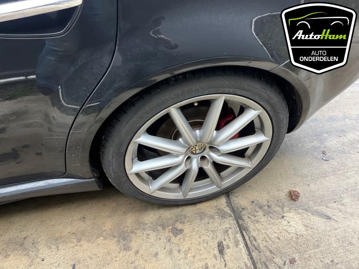 Alfa Romeo 159 3.2 JTS V6 24V Q4 Épave (2008, Noir)
