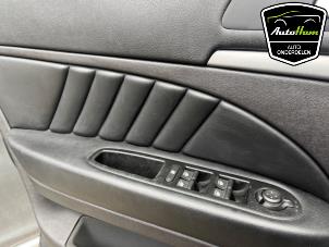 Alfa Romeo 159 3.2 JTS V6 24V Q4 Épave (2008, Noir)