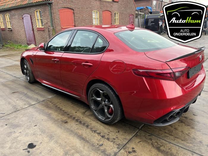 Alfa Romeo Giulia 2.9 Bi-Turbo V6 24V Quadrifoglio Verde Épave (2017, Rouge)