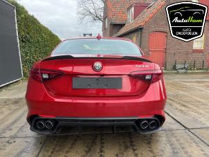 Alfa Romeo Giulia 2.9 Bi-Turbo V6 24V Quadrifoglio Verde Épave (2017, Rouge)