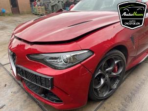 Alfa Romeo Giulia 2.9 Bi-Turbo V6 24V Quadrifoglio Verde Épave (2017, Rouge)