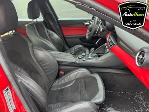 Alfa Romeo Giulia 2.9 Bi-Turbo V6 24V Quadrifoglio Verde Épave (2017, Rouge)