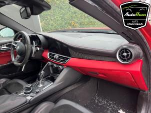 Alfa Romeo Giulia 2.9 Bi-Turbo V6 24V Quadrifoglio Verde Épave (2017, Rouge)