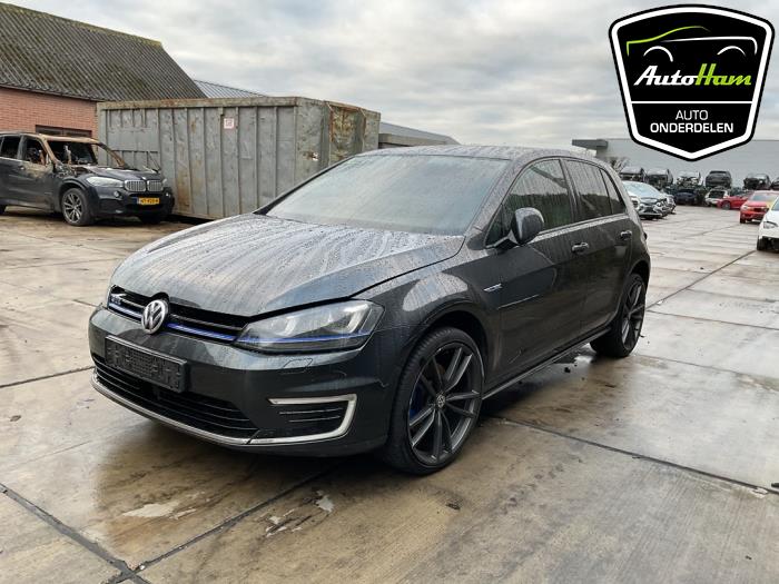 Volkswagen Golf VII 1.4 GTE 16V Épave (2015, Gris)