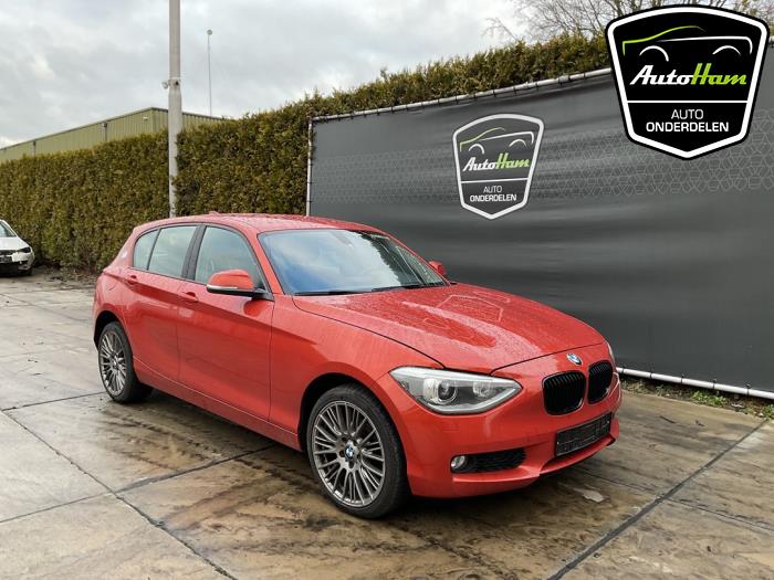 BMW 1 serie 116i 1.6 16V Vehículo de desguace (2012, Naranja)