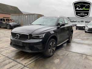 Volvo XC40 1.5 T5 Plug-in Hybrid 16V Épave (2023, Noir)