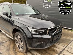 Volvo XC40 1.5 T5 Plug-in Hybrid 16V Épave (2023, Noir)