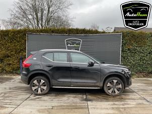 Volvo XC40 1.5 T5 Plug-in Hybrid 16V Épave (2023, Noir)