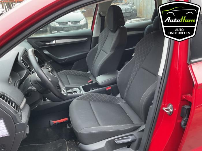 Skoda Karoq 1.5 TSI 16V Épave (2021, Rouge)