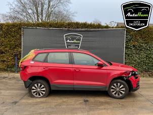 Skoda Karoq 1.5 TSI 16V Épave (2021, Rouge)