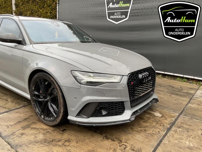 Audi RS 6 Avant 4.0 V8 TFSI 32V Épave (2015, Gris)
