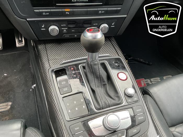 Audi RS 6 Avant 4.0 V8 TFSI 32V Épave (2015, Gris)