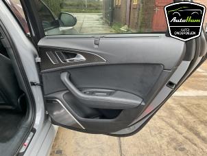Audi RS 6 Avant 4.0 V8 TFSI 32V Épave (2015, Gris)