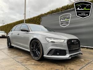 Audi RS 6 Avant 4.0 V8 TFSI 32V Épave (2015, Gris)