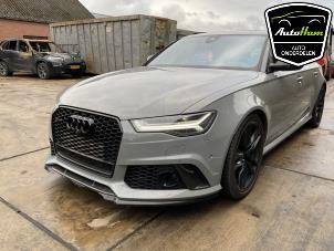 Audi RS 6 Avant 4.0 V8 TFSI 32V Épave (2015, Gris)