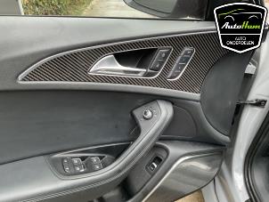 Audi RS 6 Avant 4.0 V8 TFSI 32V Épave (2015, Gris)