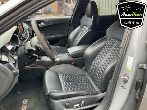 Audi RS 6 Avant 4.0 V8 TFSI 32V Épave (2015, Gris)