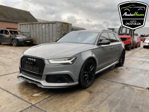 Audi RS 6 Avant 4.0 V8 TFSI 32V Épave (2015, Gris)