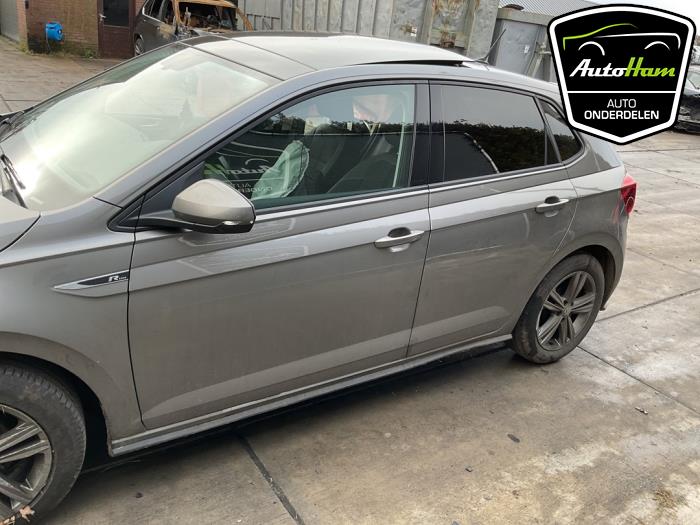 Volkswagen Polo VI 1.0 TSI 12V Samochód złomowany (2021, Szary)