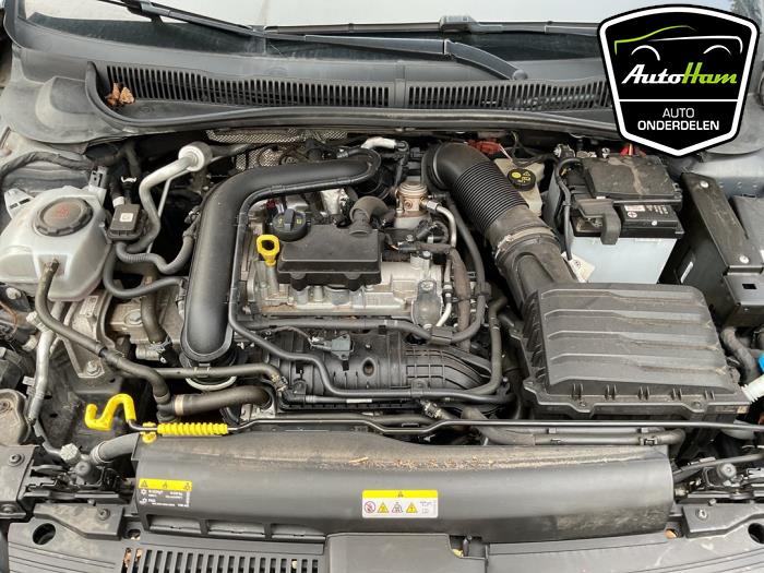 Volkswagen Polo VI 1.0 TSI 12V Samochód złomowany (2021, Szary)