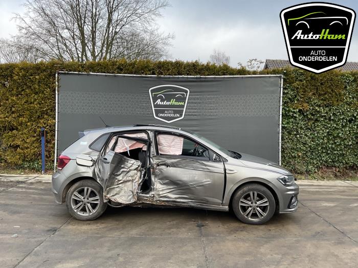 Volkswagen Polo VI 1.0 TSI 12V Samochód złomowany (2021, Szary)